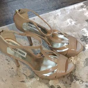 Steve Madden beige heels